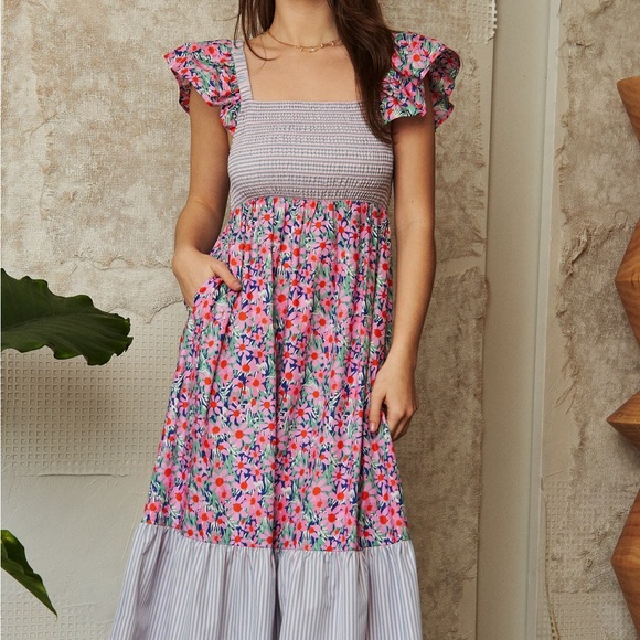 #503 🛑AT COST! LAST 1! Maxi Dress Square Neck Floral Pockets Ruffle Hem Pockets - Picture 1 of 3